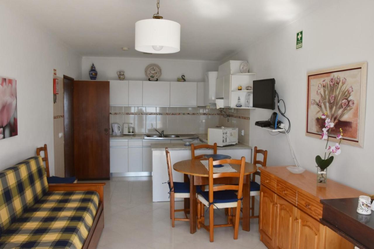 Apartamentos Encosta Do Mar อัลบูเฟรา ภายนอก รูปภาพ