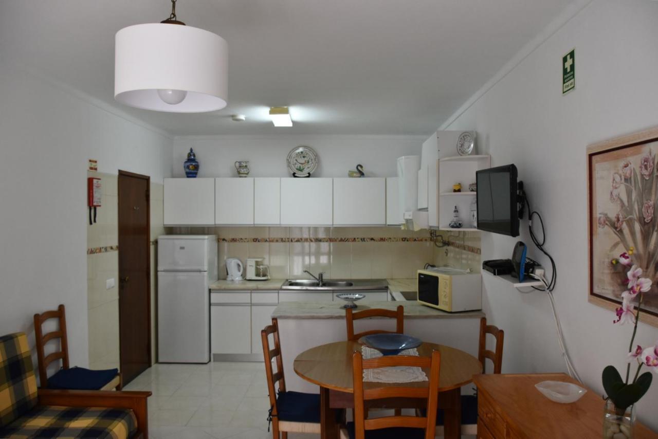 Apartamentos Encosta Do Mar อัลบูเฟรา ภายนอก รูปภาพ