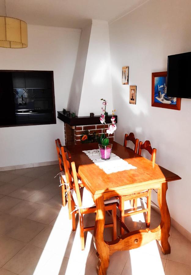 Apartamentos Encosta Do Mar อัลบูเฟรา ภายนอก รูปภาพ